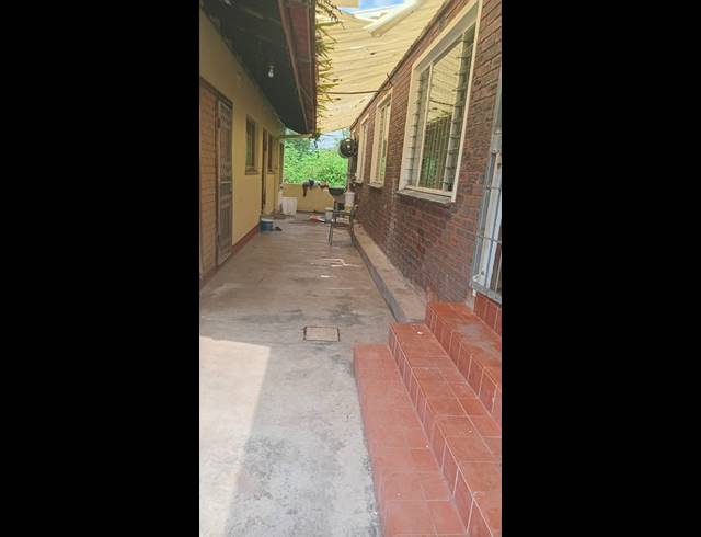 3 BEDROOM HOUSE FOR SALE IN SHALLCROSS